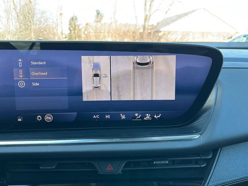 Used 2024 Buick Envision Preferred image 18