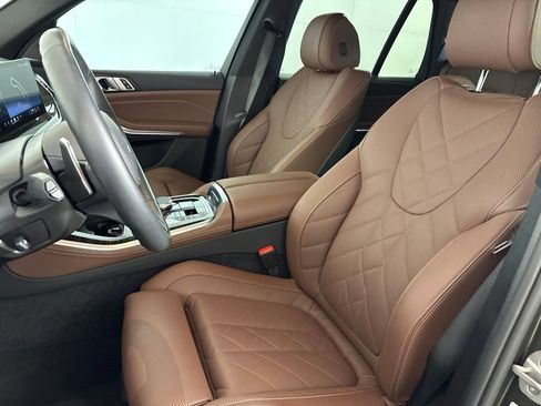 Used 2026 BMW X5 sDrive40i w/ M Sport Package RWD image 25