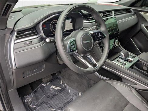 New 2026 Jaguar F-PACE R-Dynamic S image 3