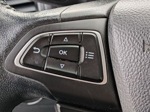 Used 2018 Ford EcoSport SE image 19