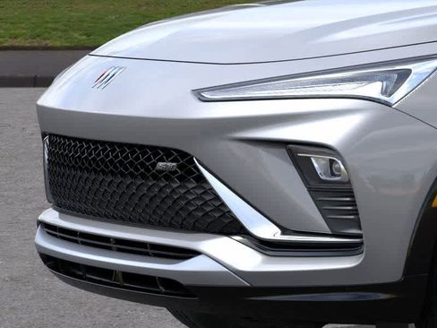 New 2026 Buick Envista Sport Touring image 13