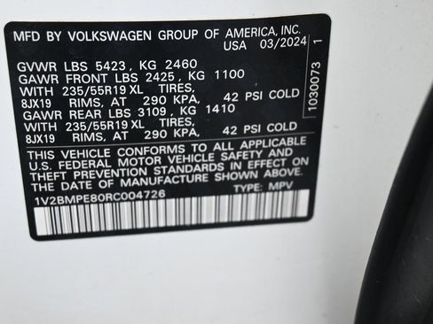 Used 2024 Volkswagen ID.4 2WD image 9