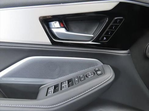 Used 2026 Acura MDX SH-AWD w/ Technology Package image 26