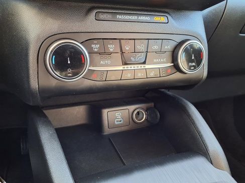 Used 2023 Ford Escape Active w/ Cold Weather Package FWD image 17