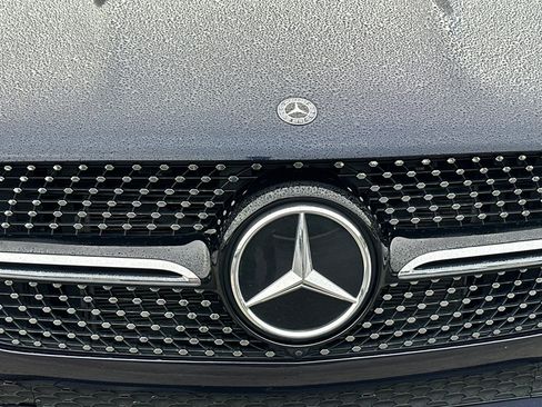 Used 2020 Mercedes-Benz GLE 350 4MATIC image 12