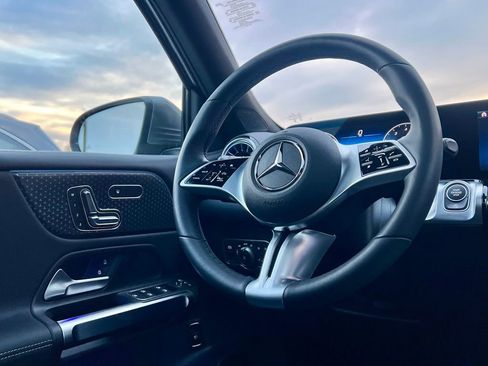 Certified 2026 Mercedes-Benz GLB 250 4MATIC image 14