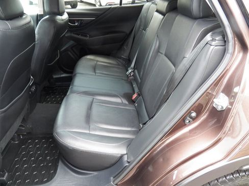 Used 2020 Subaru Outback Limited AWD/4WD image 10