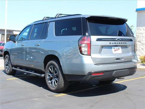 Used 2023 Chevrolet Suburban Z71 image 7