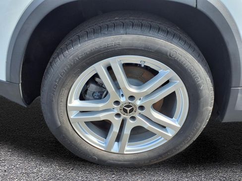 Certified 2022 Mercedes-Benz GLA 250 4MATIC image 9