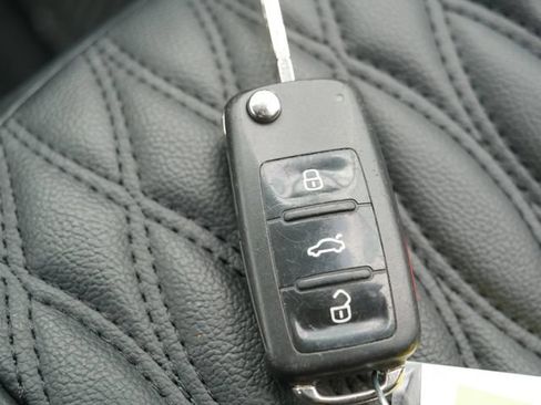Used 2016 Volkswagen Jetta S FWD image 35
