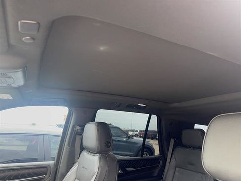 Used 2022 GMC Yukon Denali w/ Max Trailering Package image 12