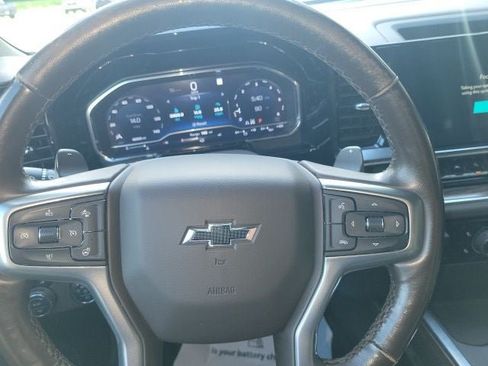 Used 2022 Chevrolet Silverado 1500 LT Trail Boss w/ Convenience Package II AWD/4WD image 18