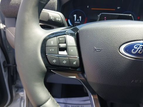 Certified 2026 Ford Explorer Platinum RWD image 22