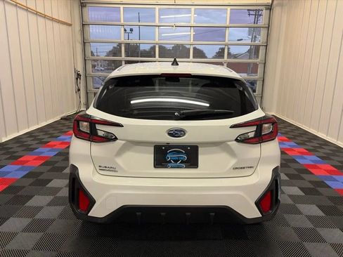 Used 2024 Subaru Crosstrek 2.0i AWD/4WD image 5