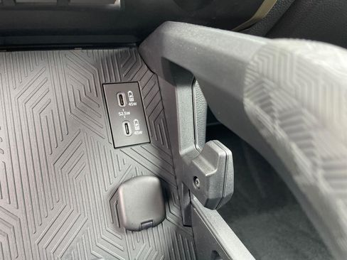 Used 2024 Toyota Tacoma SR image 26