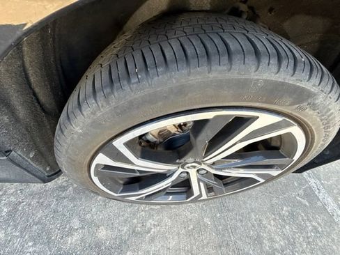 Used 2024 Volvo S60 B5 Core FWD image 7