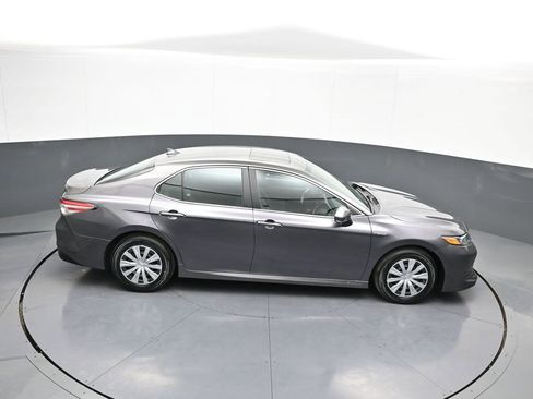 Certified 2019 Toyota Camry LE image 37