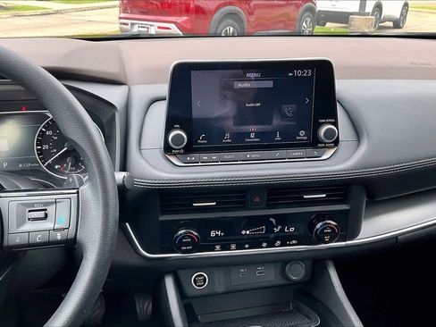 Certified 2023 Nissan Rogue SV image 7