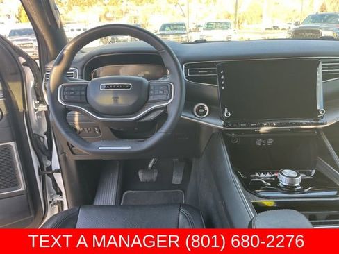 Used 2024 Jeep Wagoneer L Series II w/ Flexible Seating Group AWD/4WD image 22