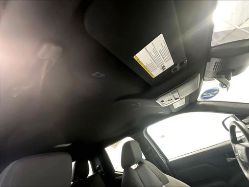 Used 2024 Toyota Tacoma TRD Off-Road image 22