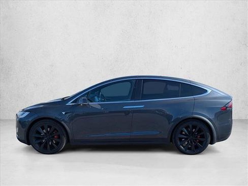 Used 2018 Tesla Model X P100D image 6