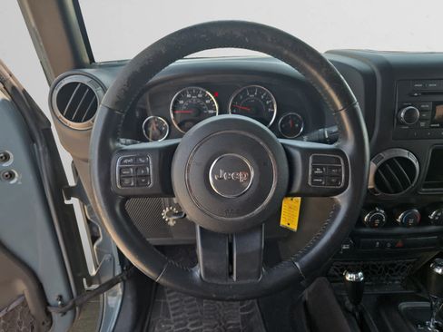 Used 2015 Jeep Wrangler Sport w/ Quick Order Package 24S AWD/4WD image 10