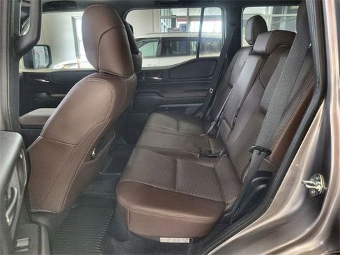 Used 2025 Toyota Land Cruiser image 23