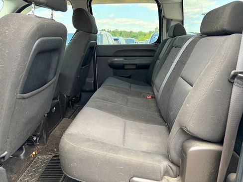 Used 2011 GMC Sierra 1500 SLE w/ Regional Value Package RWD image 9