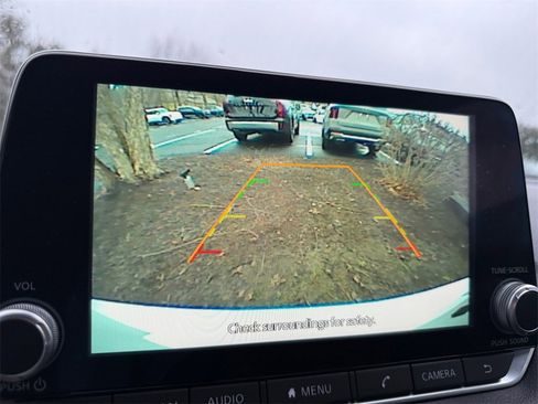 Used 2023 Nissan Sentra SV image 16