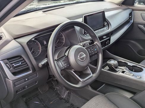 Used 2023 Nissan Rogue SV FWD image 13