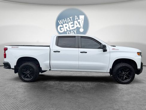 Certified 2019 Chevrolet Silverado 1500 Custom Trail Boss w/ Custom Convenience Package AWD/4WD image 2