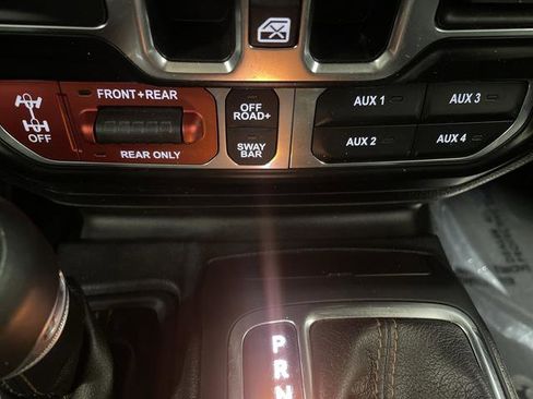 Used 2021 Jeep Wrangler Unlimited Rubicon w/ Trailer Tow Package image 24