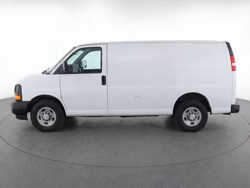 Used 2025 Chevrolet Express 3500 LT w/ LT Preferred Equipment Group RWD image 5