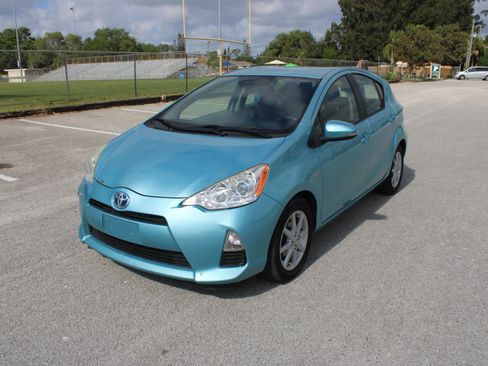 Used 2013 Toyota Prius C Three FWD image 1