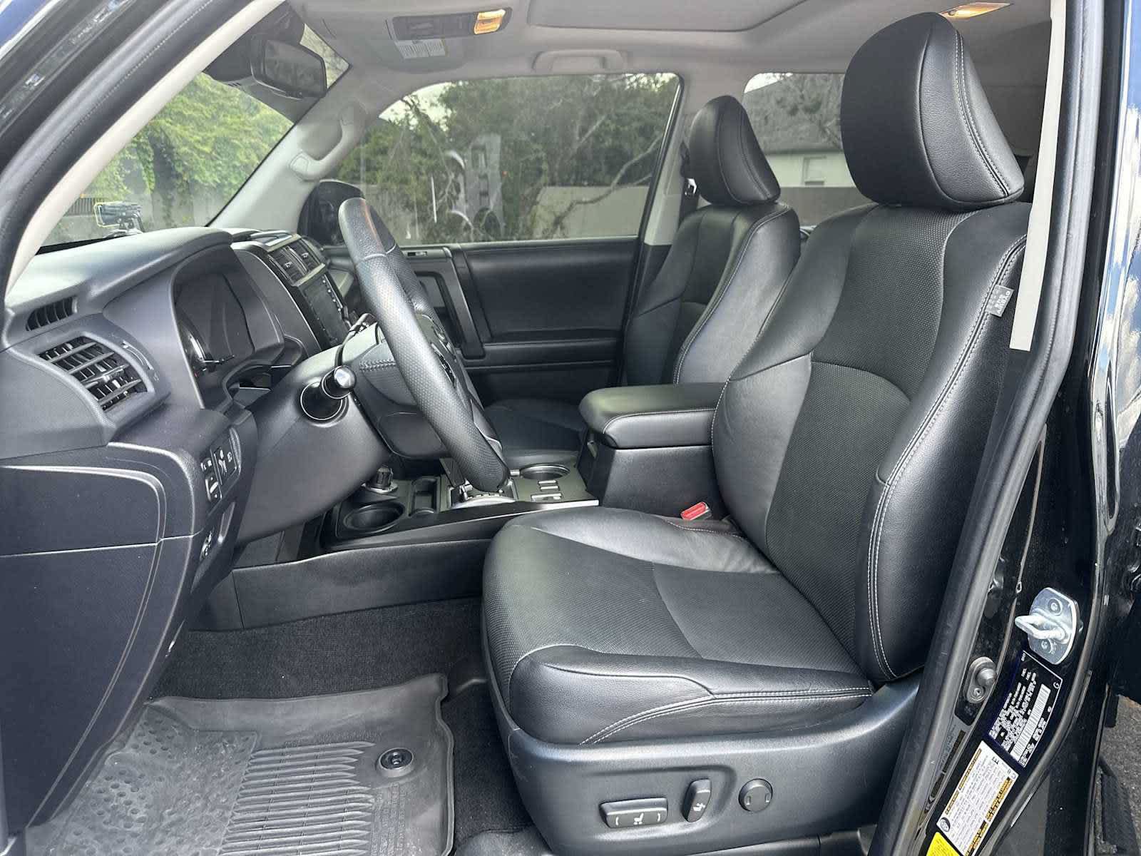 Used 2021 Toyota 4Runner Limited AWD/4WD image 15