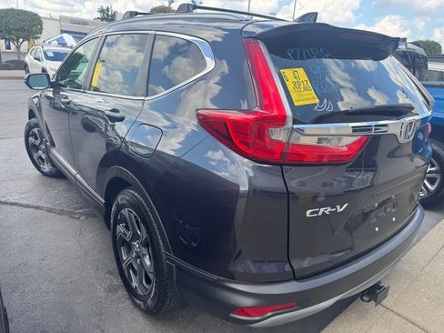 Used 2017 Honda CR-V EX image 2