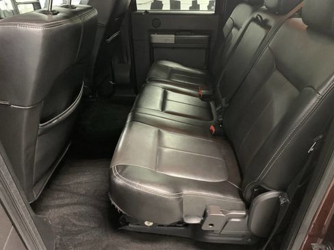 Used 2015 Ford F350 Lariat w/ Chrome Package image 11