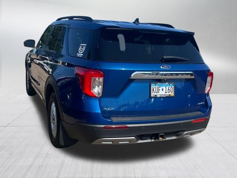 Used 2021 Ford Explorer XLT AWD/4WD image 5