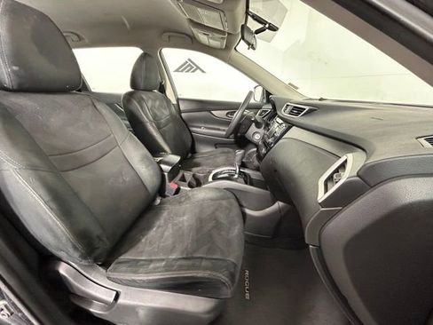 Used 2016 Nissan Rogue S AWD/4WD image 10