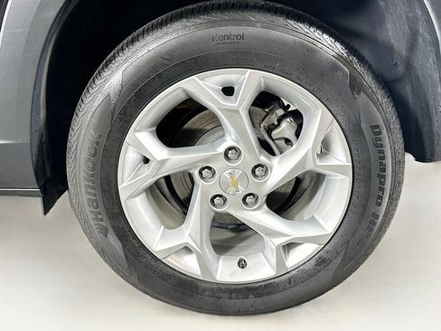 Used 2024 Chevrolet Trax LS w/ LS Convenience Package image 11