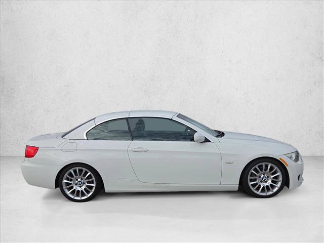 Used 2011 BMW 328i Convertible RWD image 4