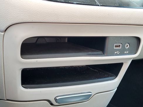 Used 2017 Chrysler Pacifica Touring-L image 26