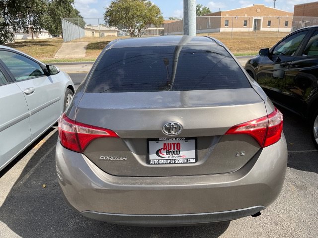 Used 2017 Toyota Corolla LE FWD image 5
