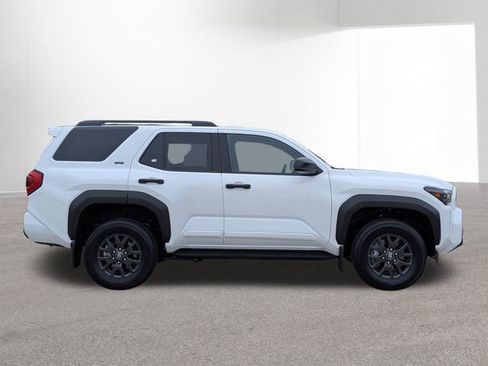 New 2026 Toyota 4Runner SR5 image 4