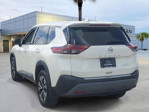 Certified 2021 Nissan Rogue SV AWD/4WD image 5