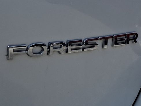 Used 2023 Subaru Forester Limited AWD/4WD image 34