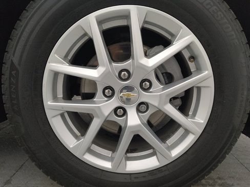 Used 2024 Chevrolet Equinox LT image 31