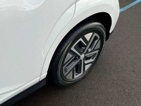 Certified 2023 Hyundai Kona SE image 25