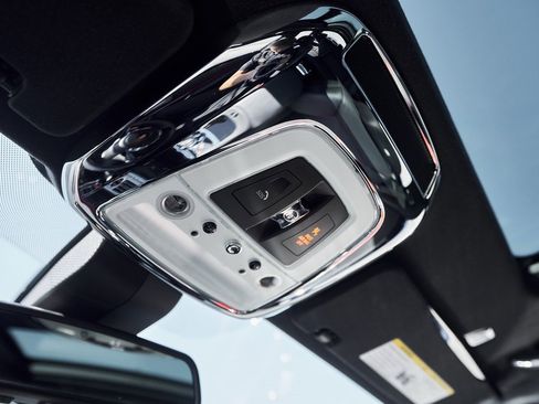 Used 2019 Rolls-Royce Ghost image 77