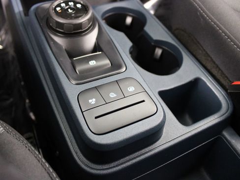 Used 2023 Ford Maverick Lariat image 13